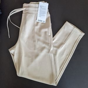 NWT Lululemon Soft Ambitions Joggers